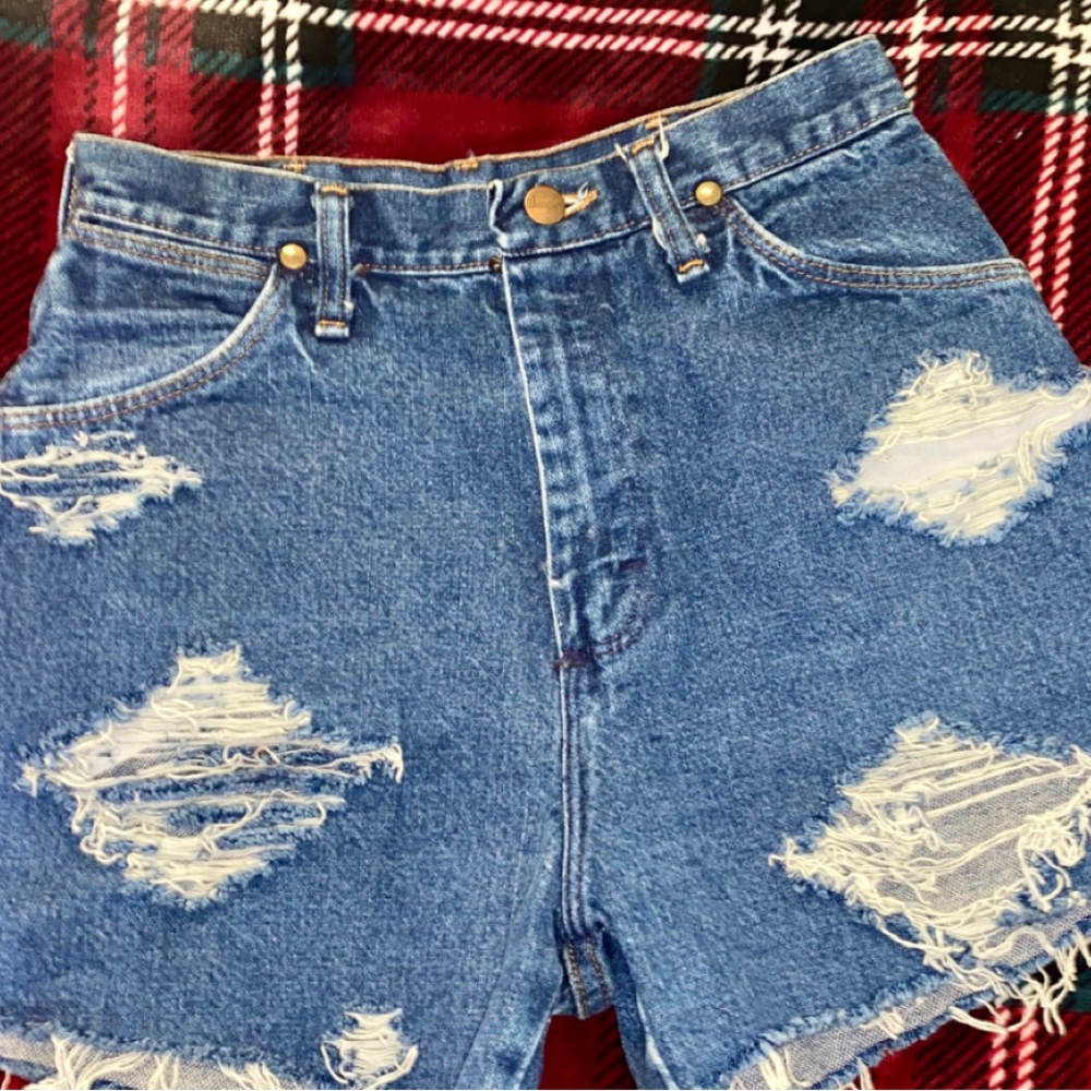 NWT The buckskin babes wrangler shorts